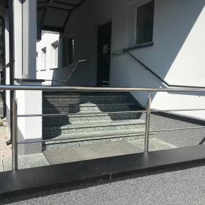 balustrady ze stali nierdzewnej5