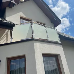 balustrady ze szklem12b