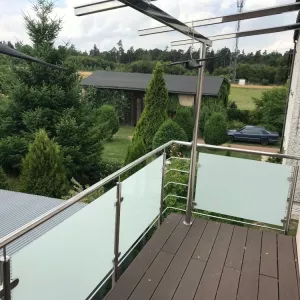 balustrady ze szklem2b